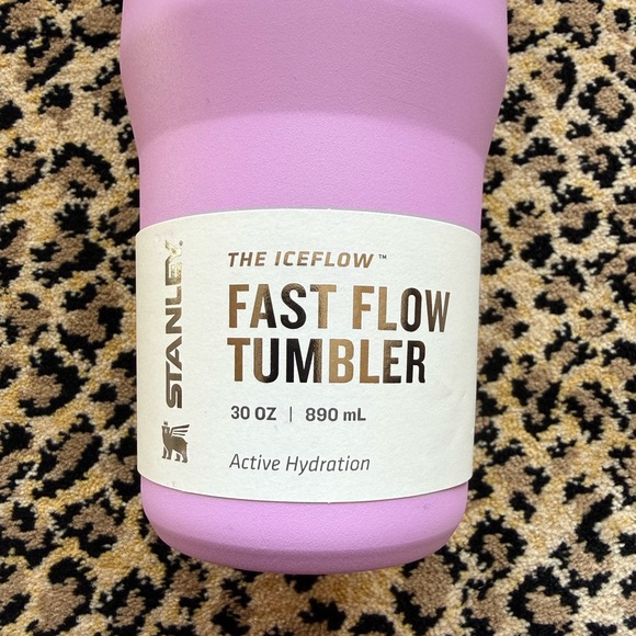 Stanley tumbler (30 oz) (NWT) - Picture 5 of 14